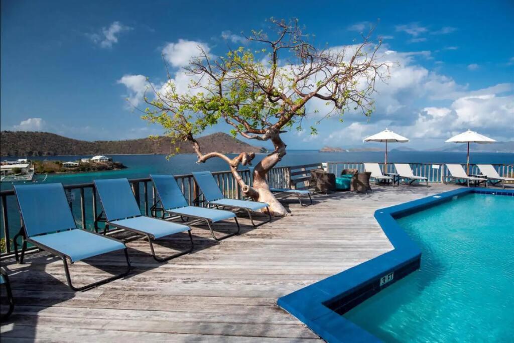 Mermaid Escape - Amazing Views! East End  Exterior photo